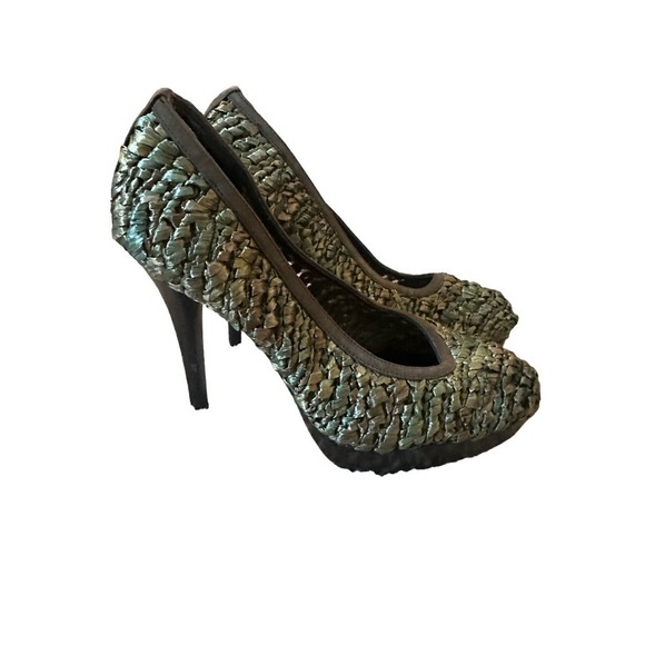 Stuart Weitzman Herbal Raffia Swoon Platform Pumps - Picture 1 of 6